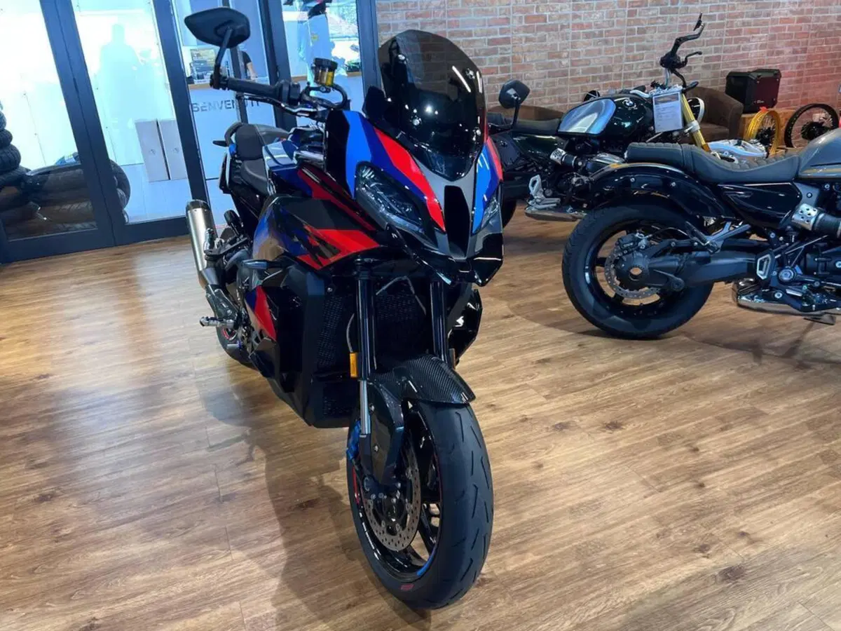 Bmw M 1000 XR (2024 - 27) (3)