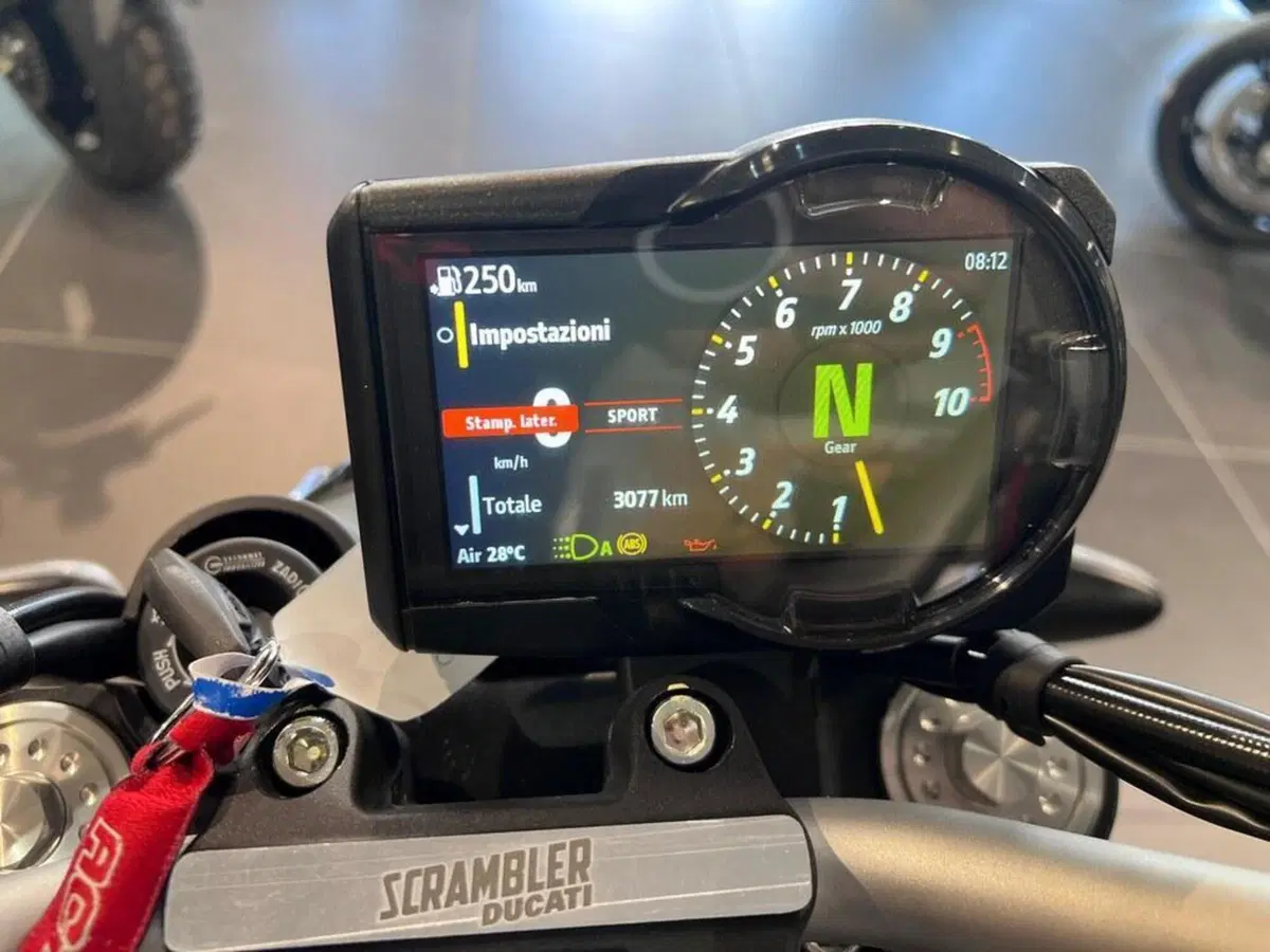 Ducati Scrambler 800 Icon Dark (2025 - 26) (8)