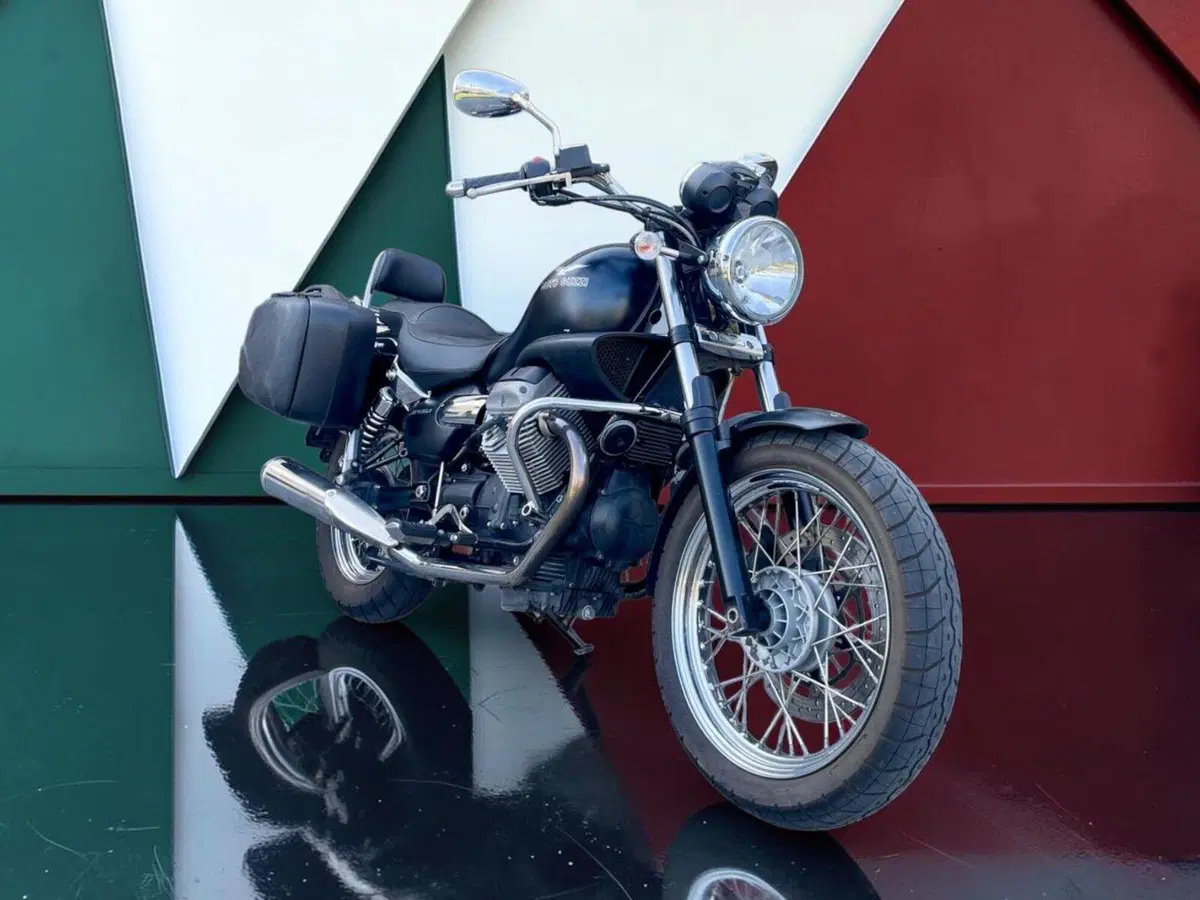 Moto Guzzi Nevada 750 Aquila Nera (2009 - 16)