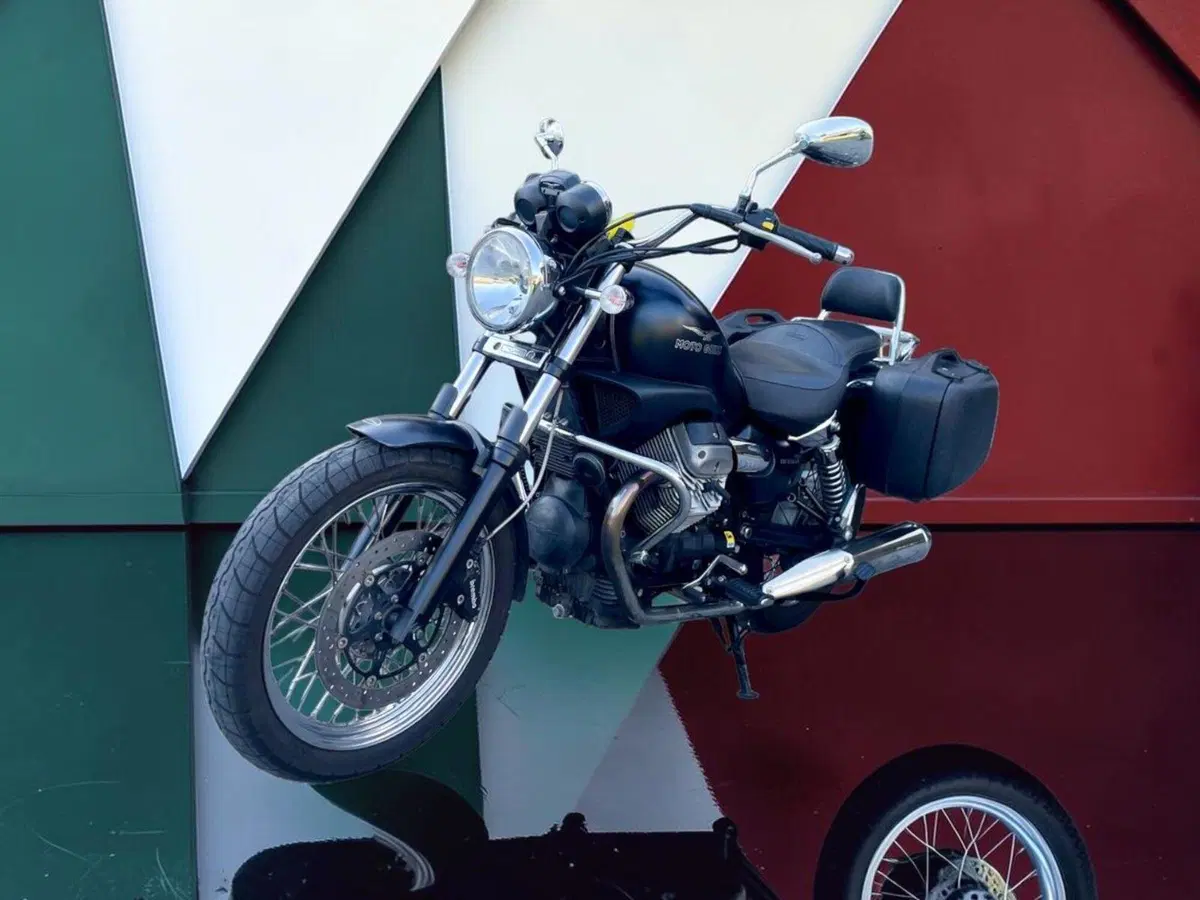 Moto Guzzi Nevada 750 Aquila Nera (2009 - 16) (2)