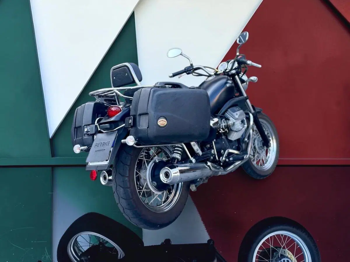 Moto Guzzi Nevada 750 Aquila Nera (2009 - 16) (6)