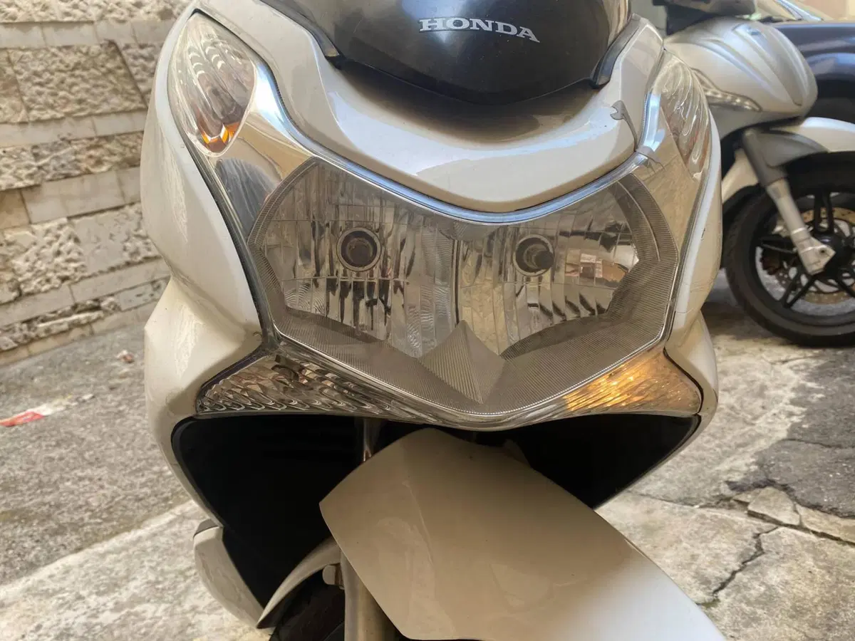 Honda PCX 125 (2009 - 13) (12)