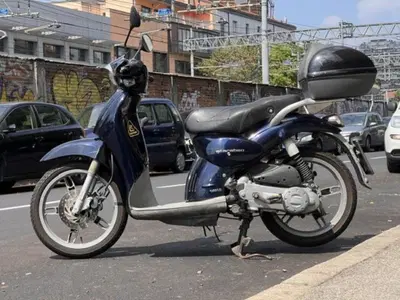 Aprilia Scarabeo 100 4t (2007 - 16) usata