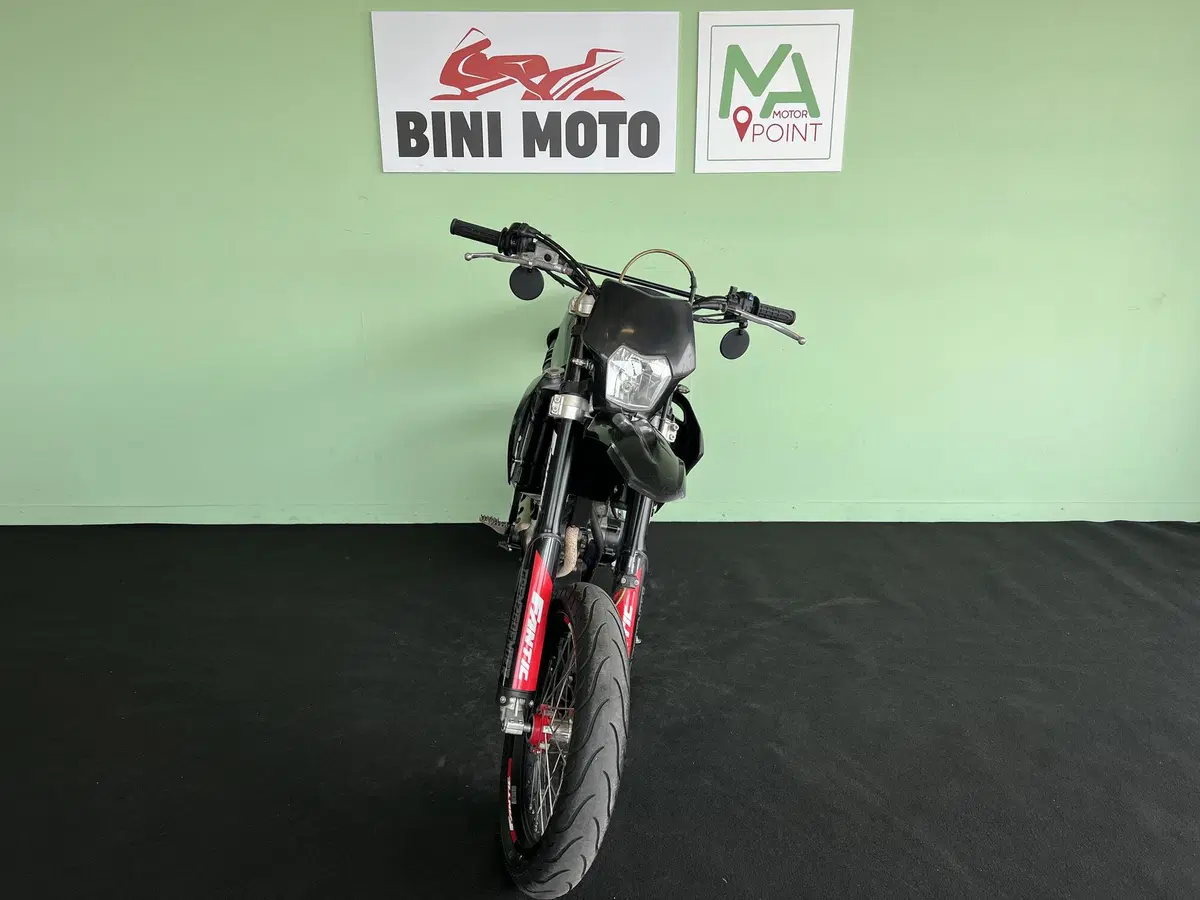 Fantic Motor XMF 125 Motard Performance 4t (2021 - 22) (3)