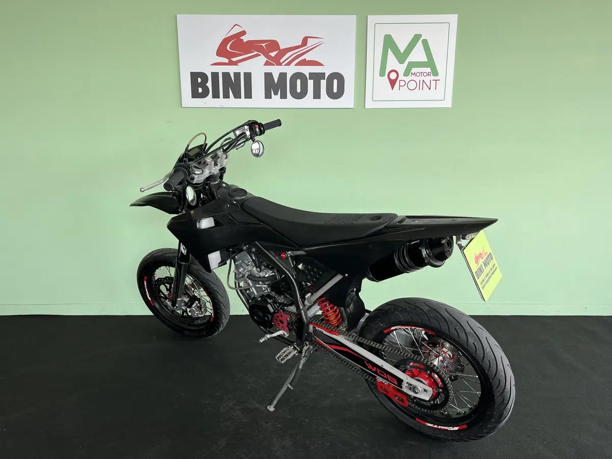 Fantic Motor XMF 125 Motard Performance 4t (2021 - 22) (6)