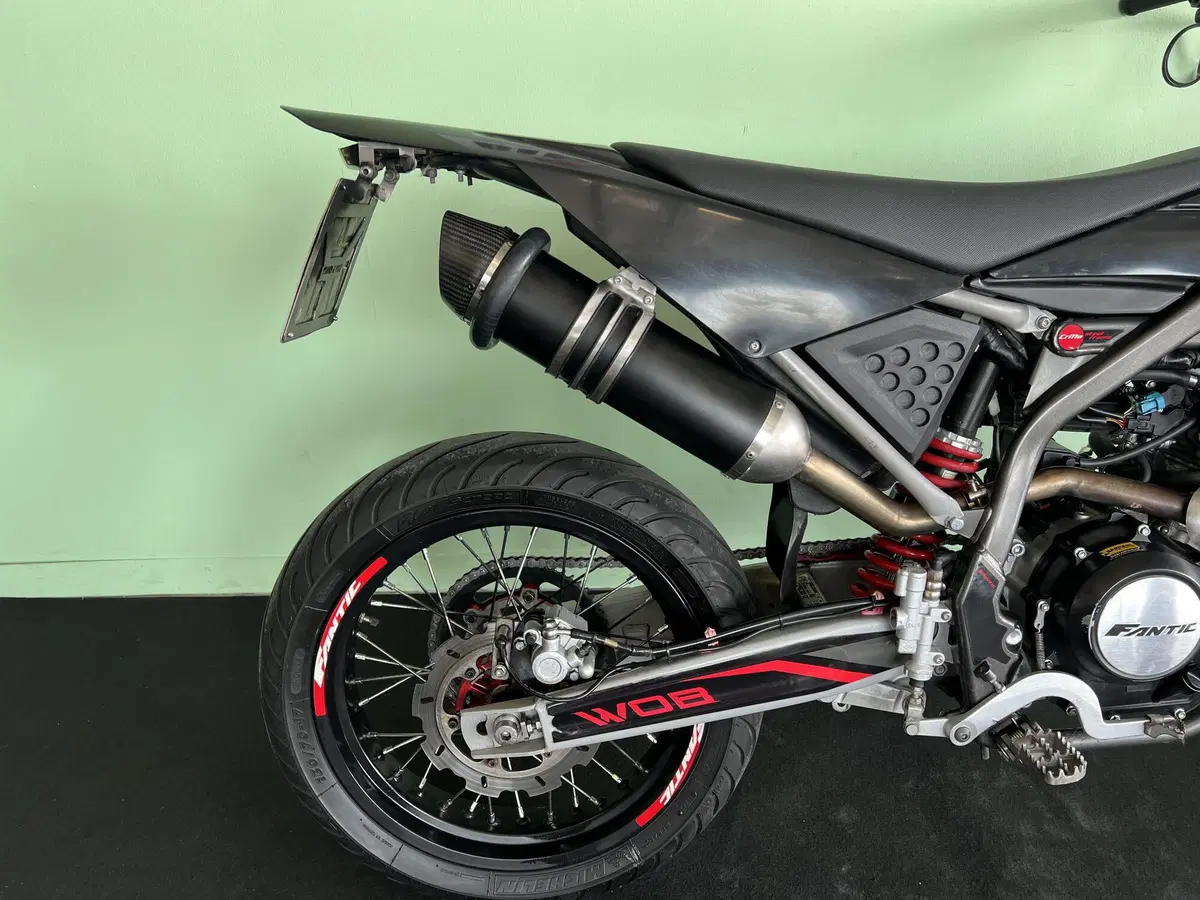 Fantic Motor XMF 125 Motard Performance 4t (2021 - 22) (12)