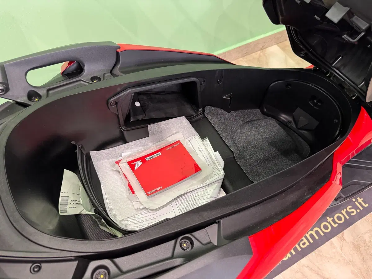 Honda ADV 350 (2025 - 26) (17)