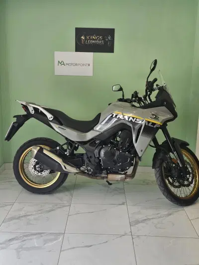 Honda Transalp XL750 (2025) usata