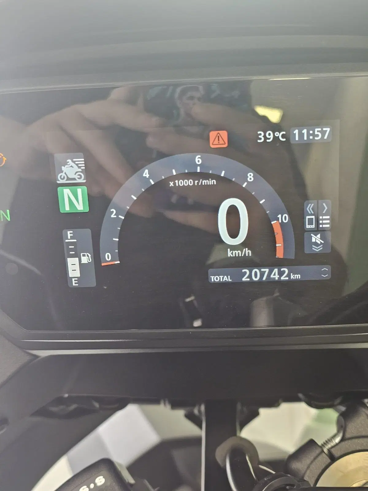Honda Transalp XL750 (2025) (5)