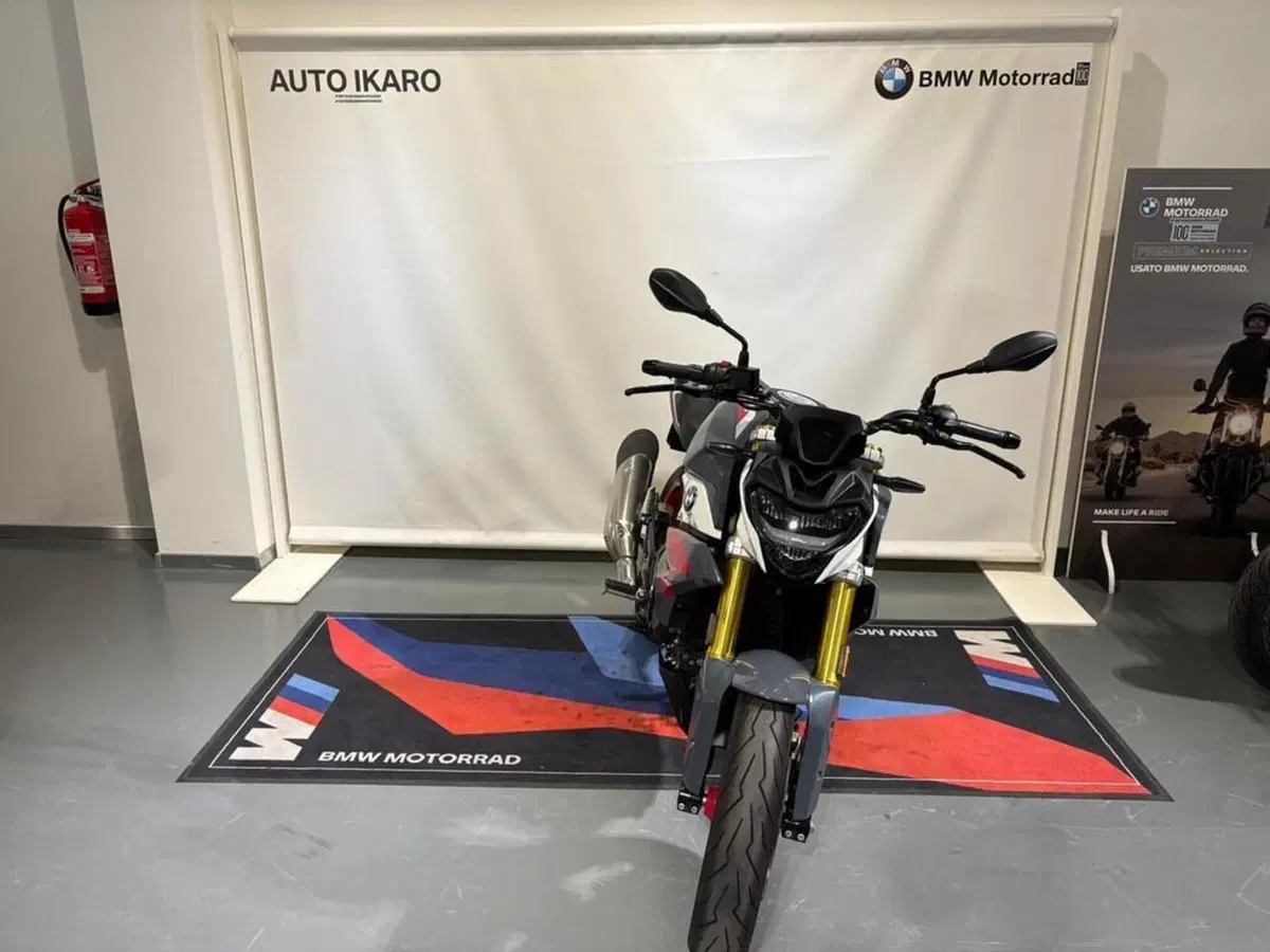 Bmw G 310 R (2021 - 25) (3)