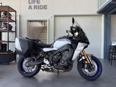 Yamaha MT-09 (2021 - 23) usata