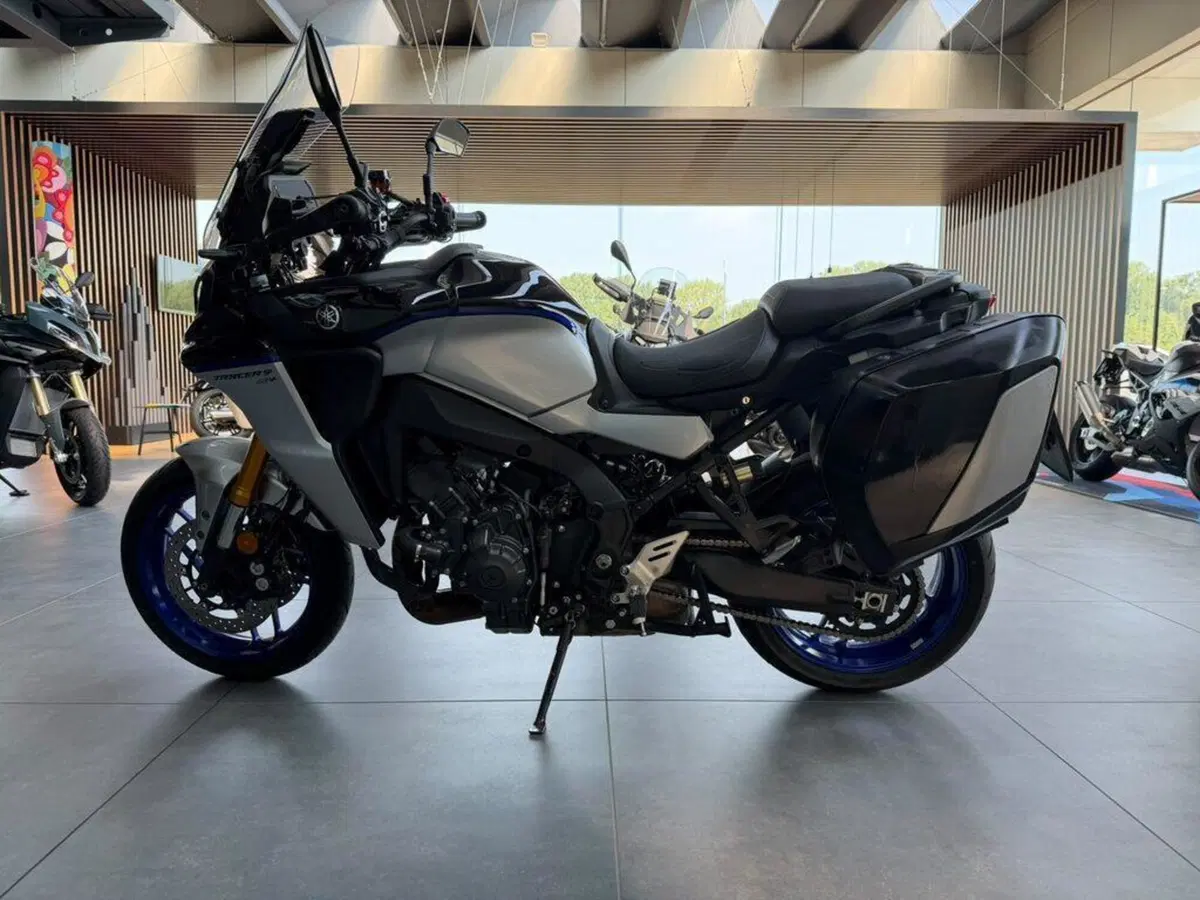 Yamaha MT-09 (2021 - 23) (4)