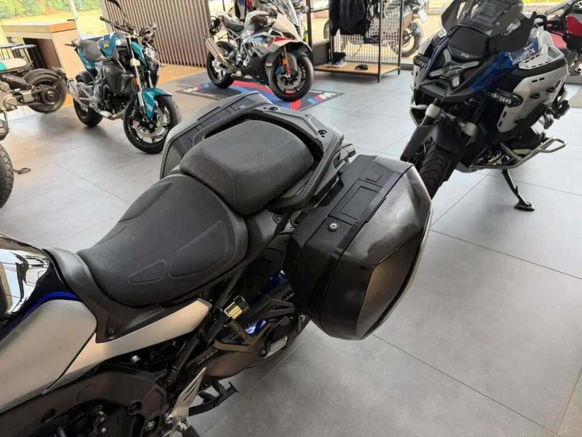 Yamaha MT-09 (2021 - 23) (8)