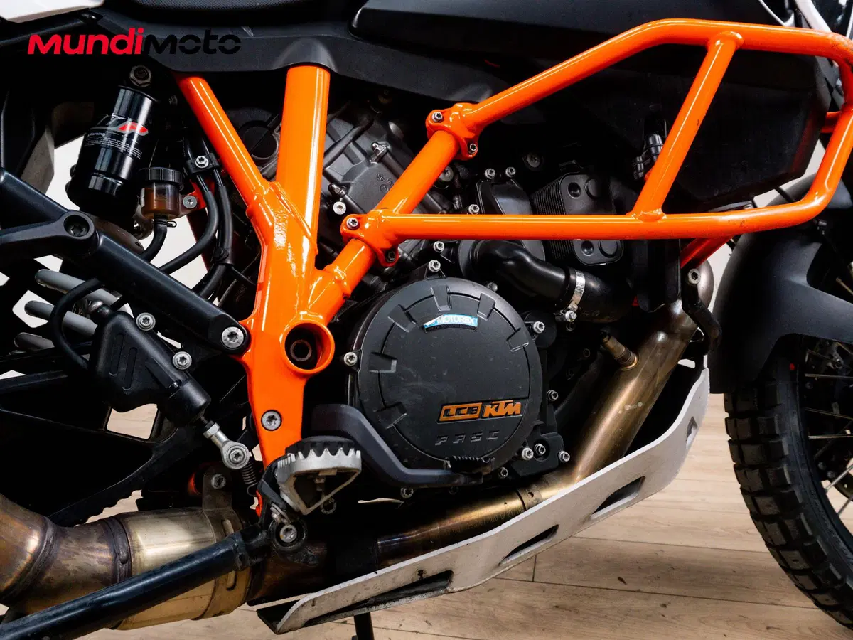 KTM 1290 Super Adventure R (2021) (4)