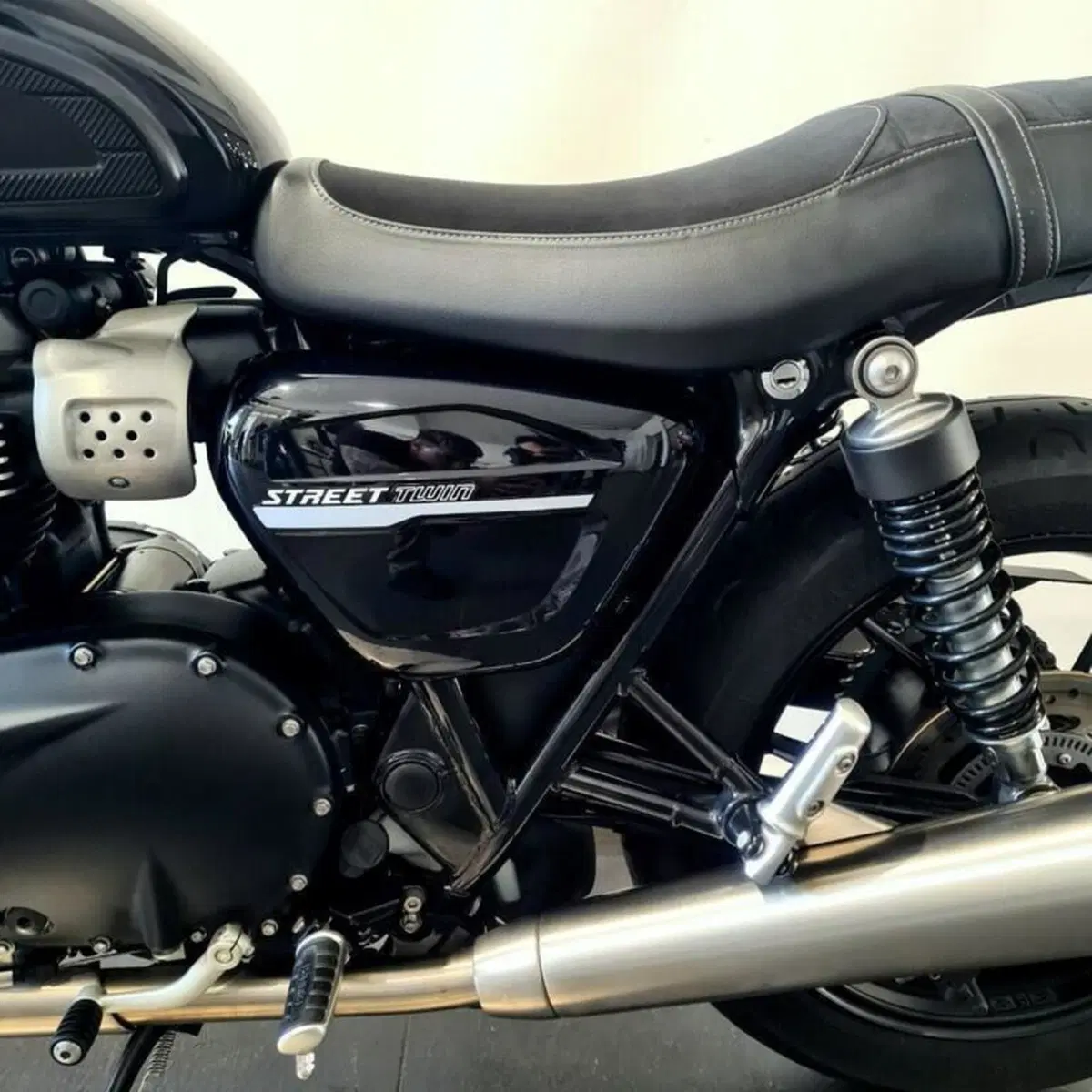Triumph Street Twin 900 (2019 - 20) (11)