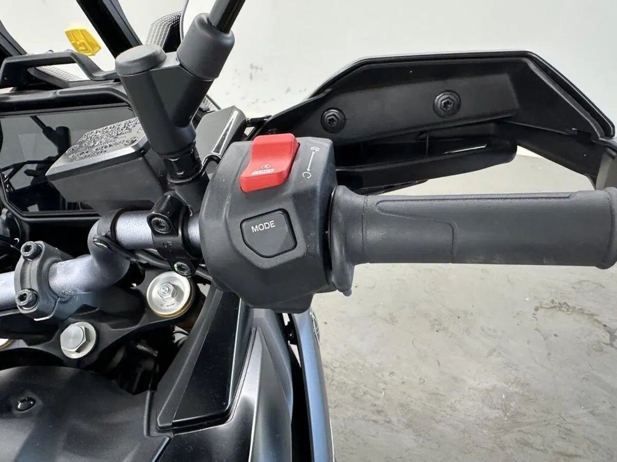 Yamaha Tracer 7 GT (2025 - 26) (10)