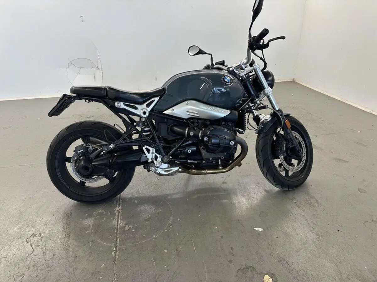 Bmw R nineT 1200 Pure (2017 - 20) (4)