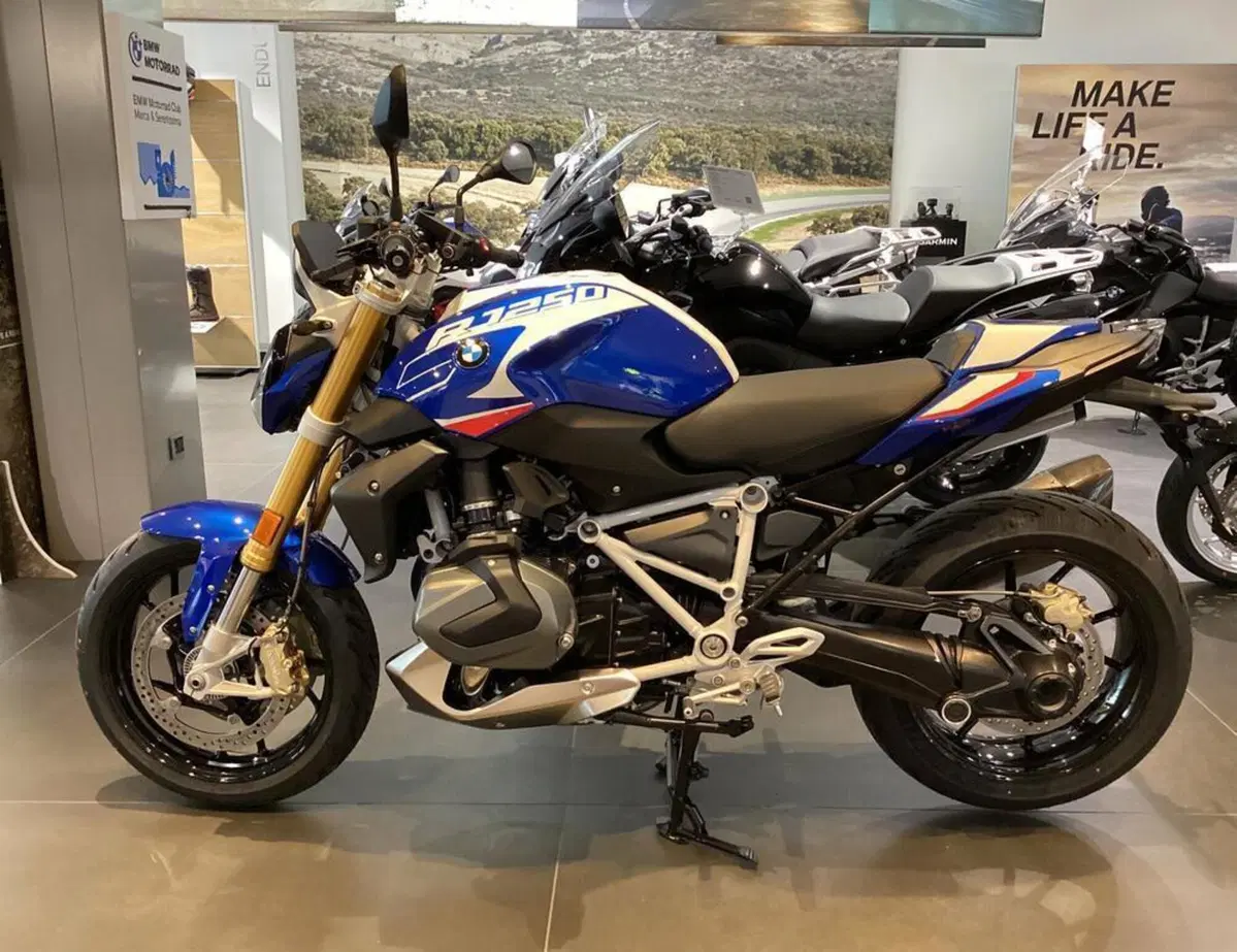 Bmw R 1250 R (2021 - 25) (5)