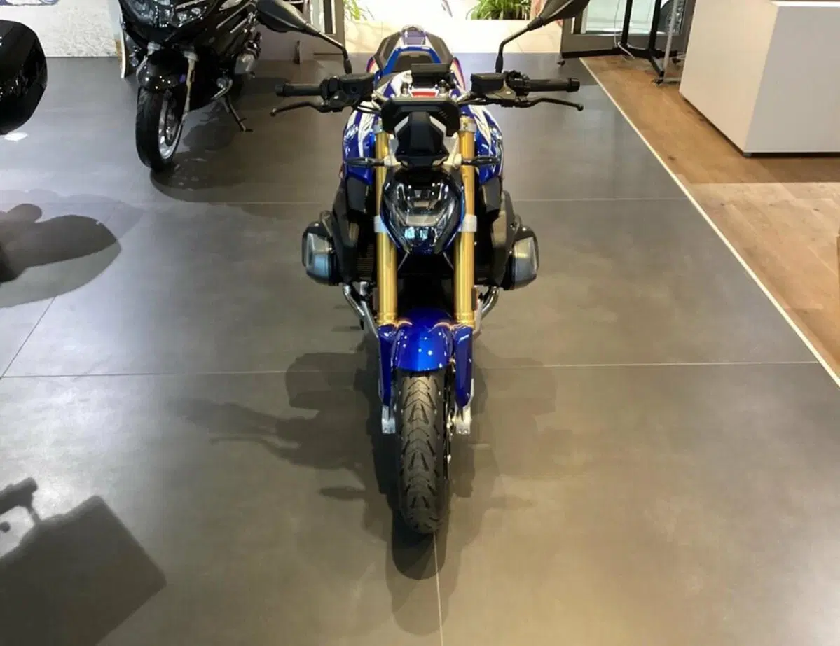 Bmw R 1250 R (2021 - 25) (2)
