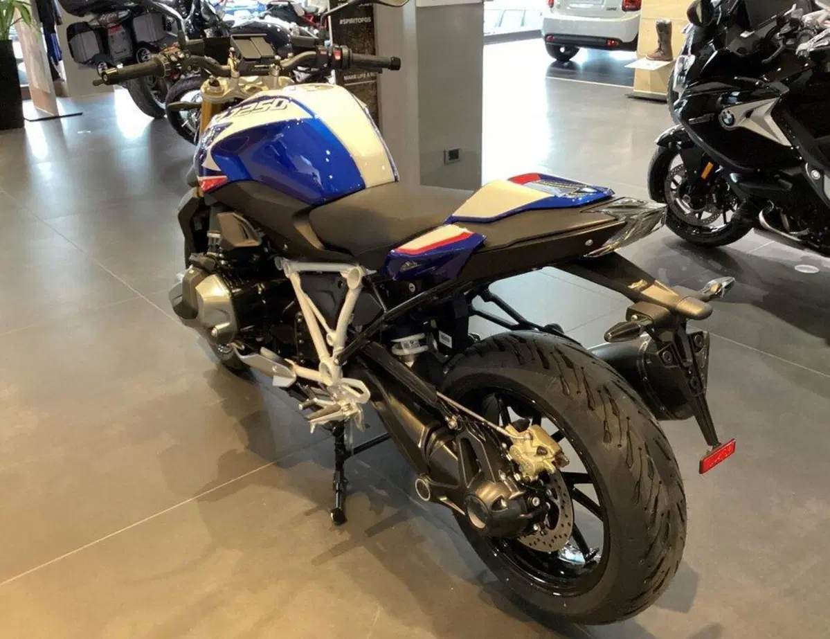 Bmw R 1250 R (2021 - 25) (6)