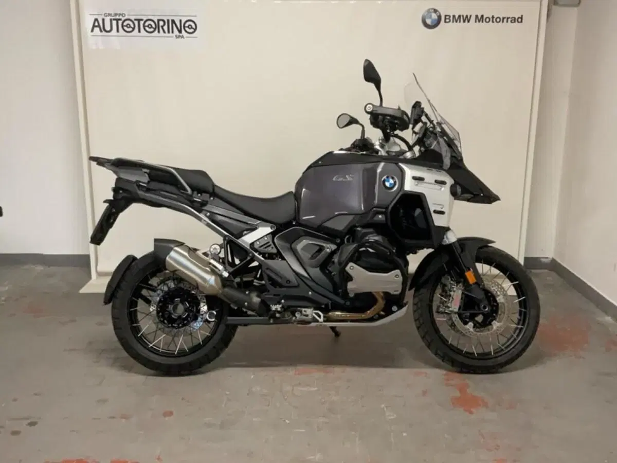 Bmw R 1300 GS Adventure Triple Black (2025 - 26) (8)