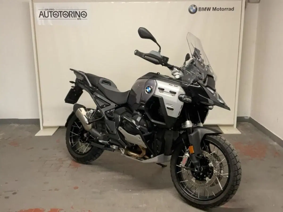 Bmw R 1300 GS Adventure Triple Black (2025 - 26) (3)