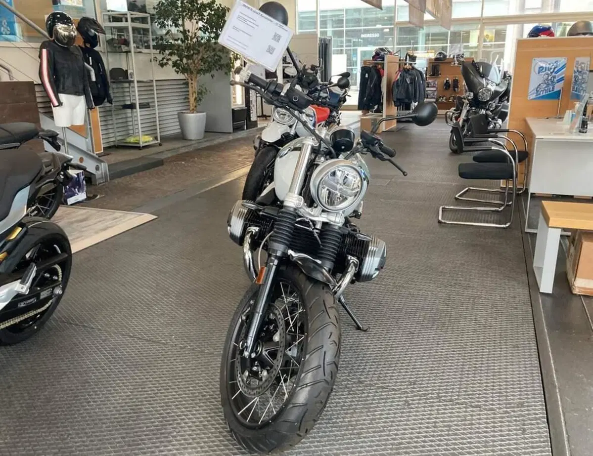 Bmw R nineT Scrambler (2021 - 24) (2)