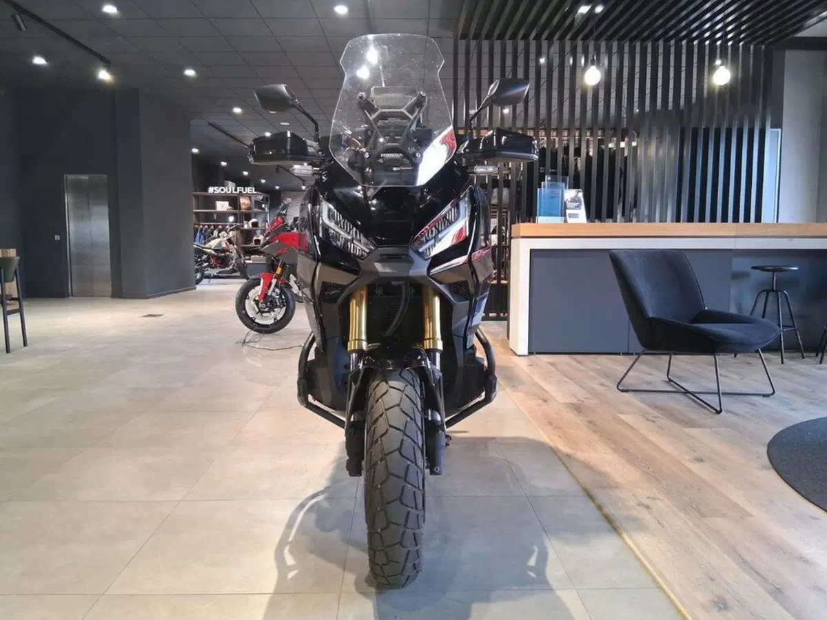 Honda X-ADV 750 DCT Adventure (2021 - 24) (3)