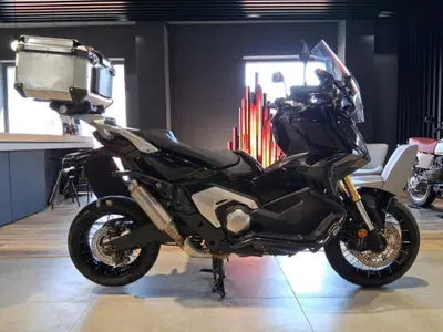 Honda X-ADV 750 DCT (2021 - 24) usata