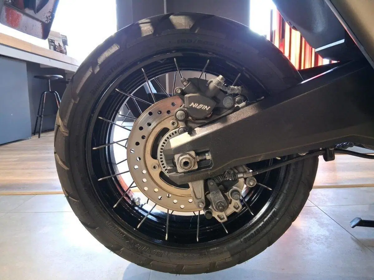 Honda X-ADV 750 DCT Adventure (2021 - 24) (13)