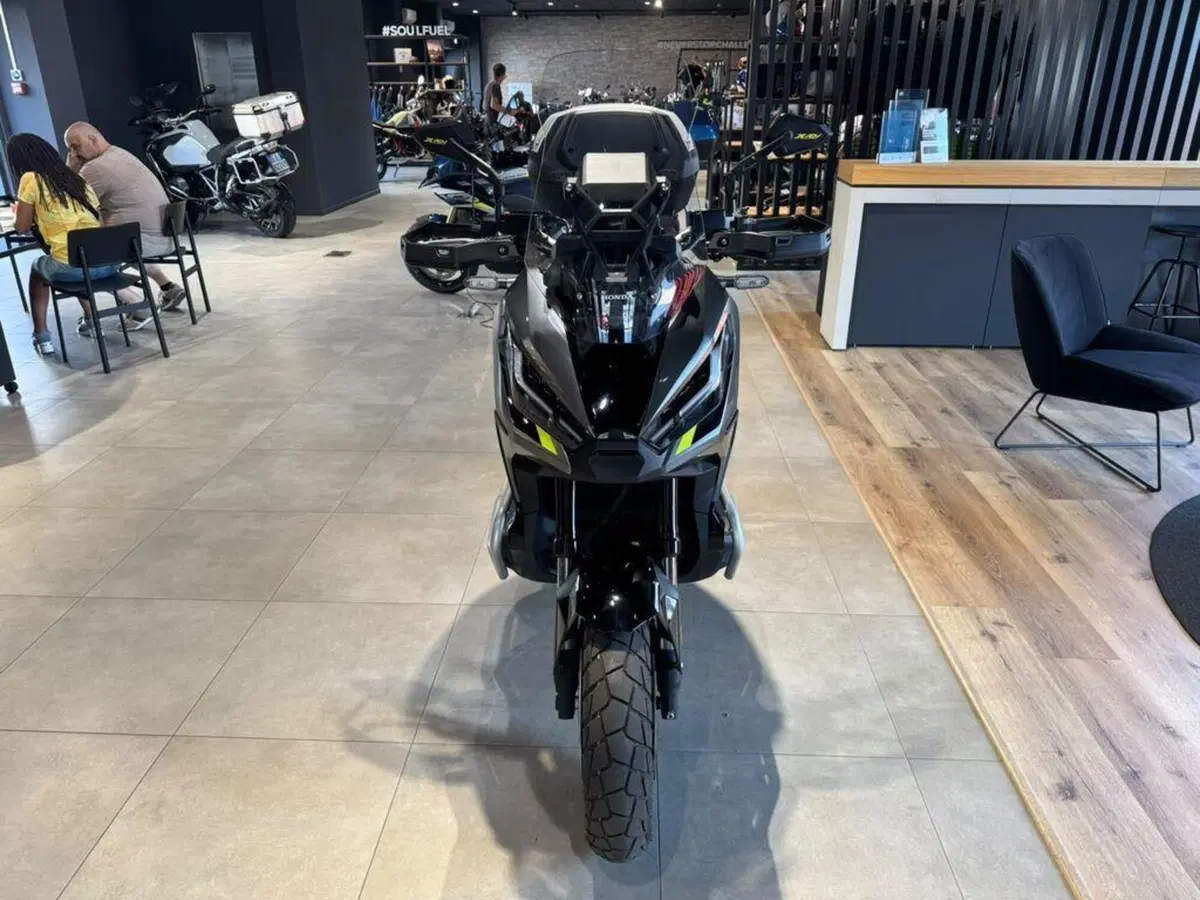 Honda X-ADV 750 DCT (2021 - 24) (3)