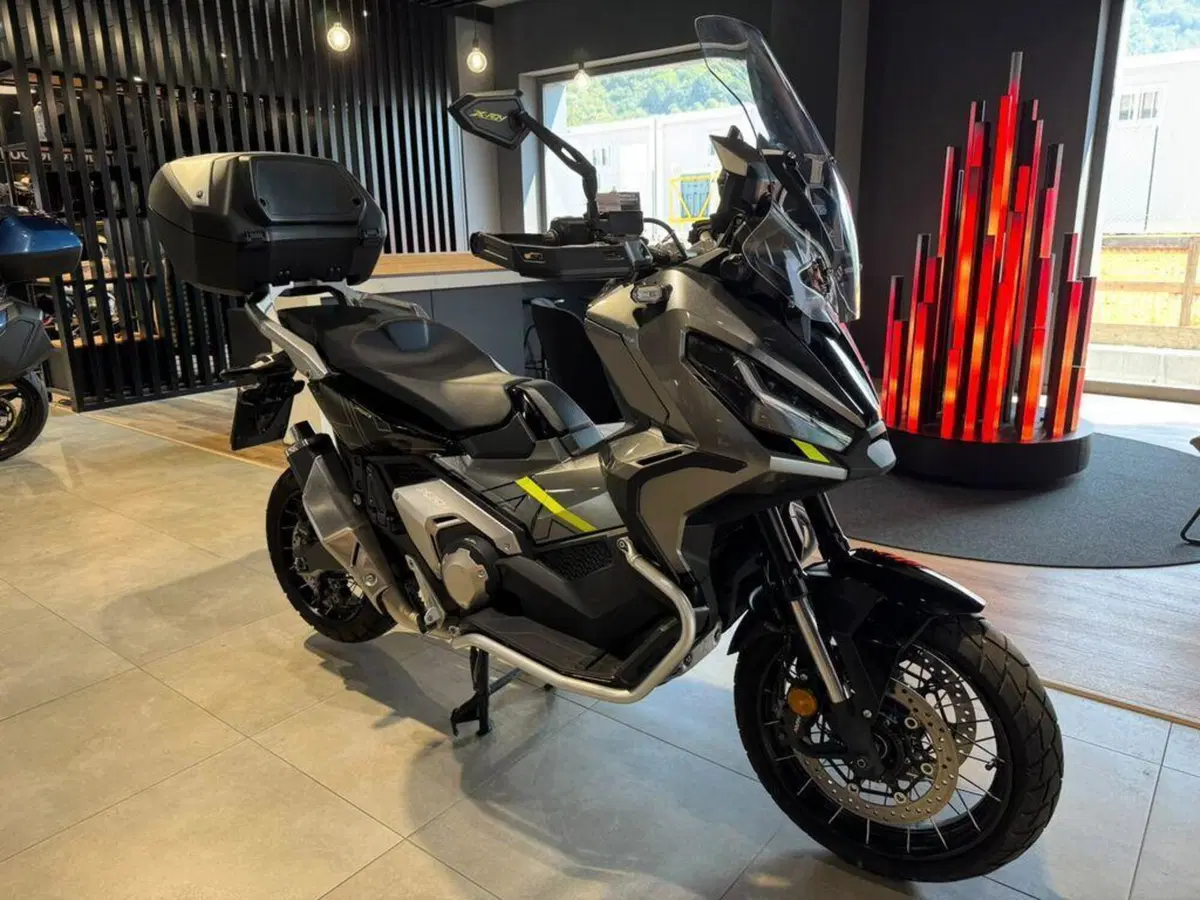 Honda X-ADV 750 DCT (2021 - 24) (2)