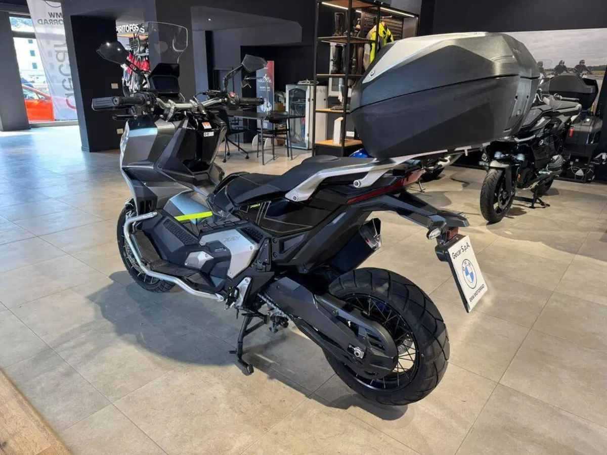 Honda X-ADV 750 DCT (2021 - 24) (6)