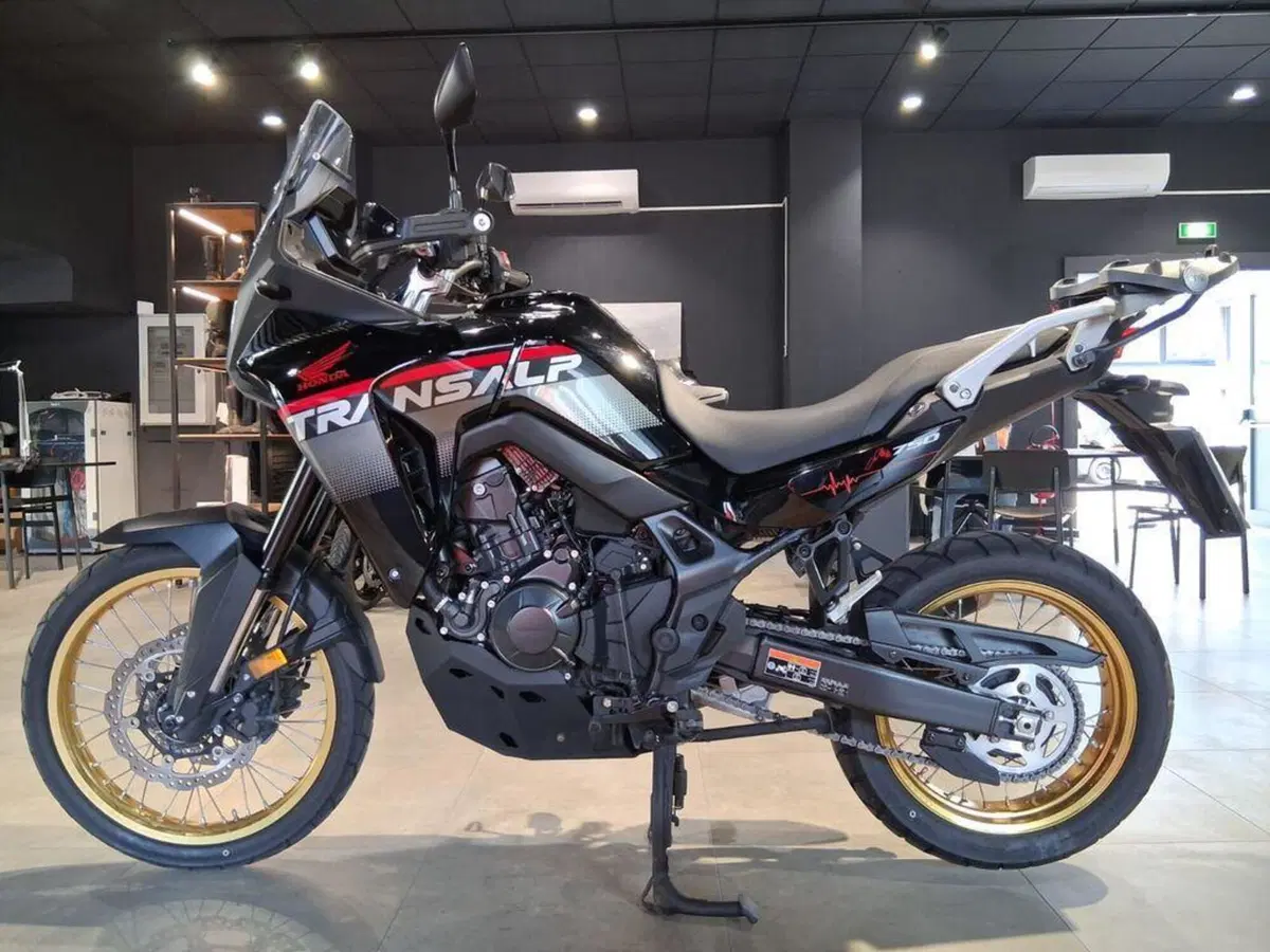 Honda Transalp XL750 (2025) (5)
