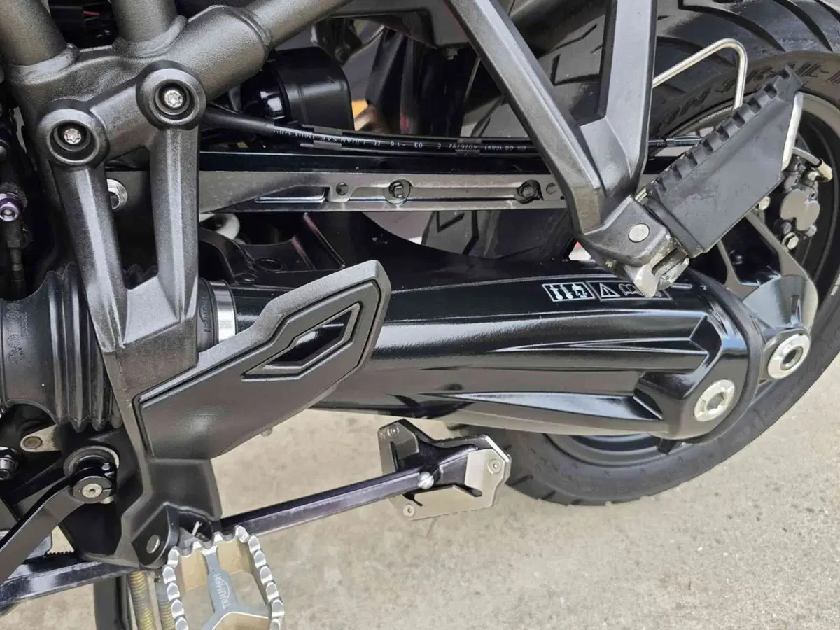 Triumph Tiger Explorer XCA 1215 ABS (2016 - 17) (16)