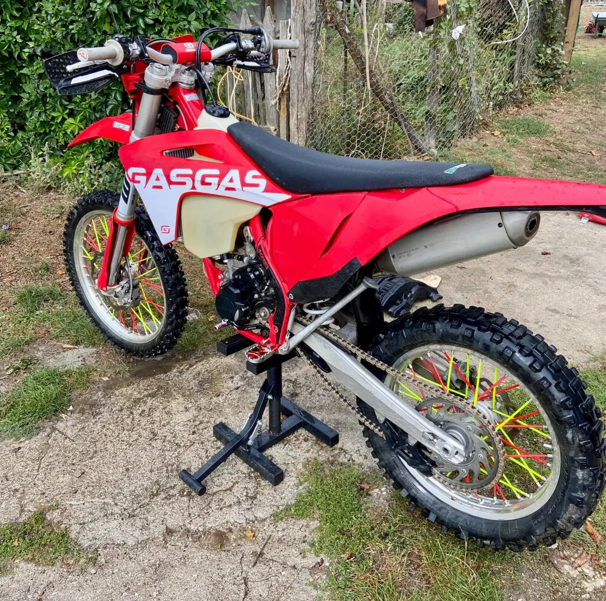 GASGAS EC 250 F (2021) (3)