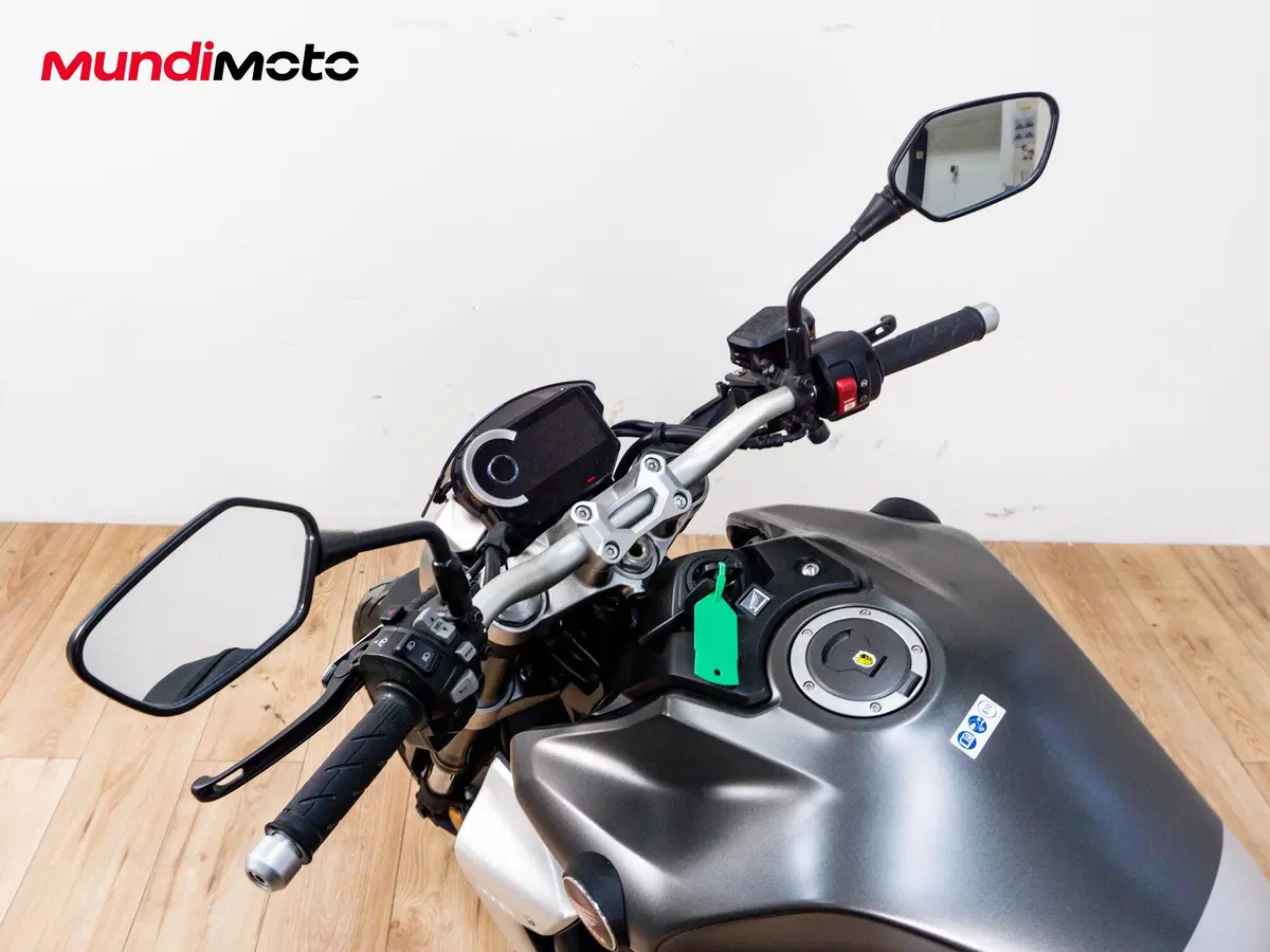 Honda CB 1000 R ABS (2011 - 17) (11)