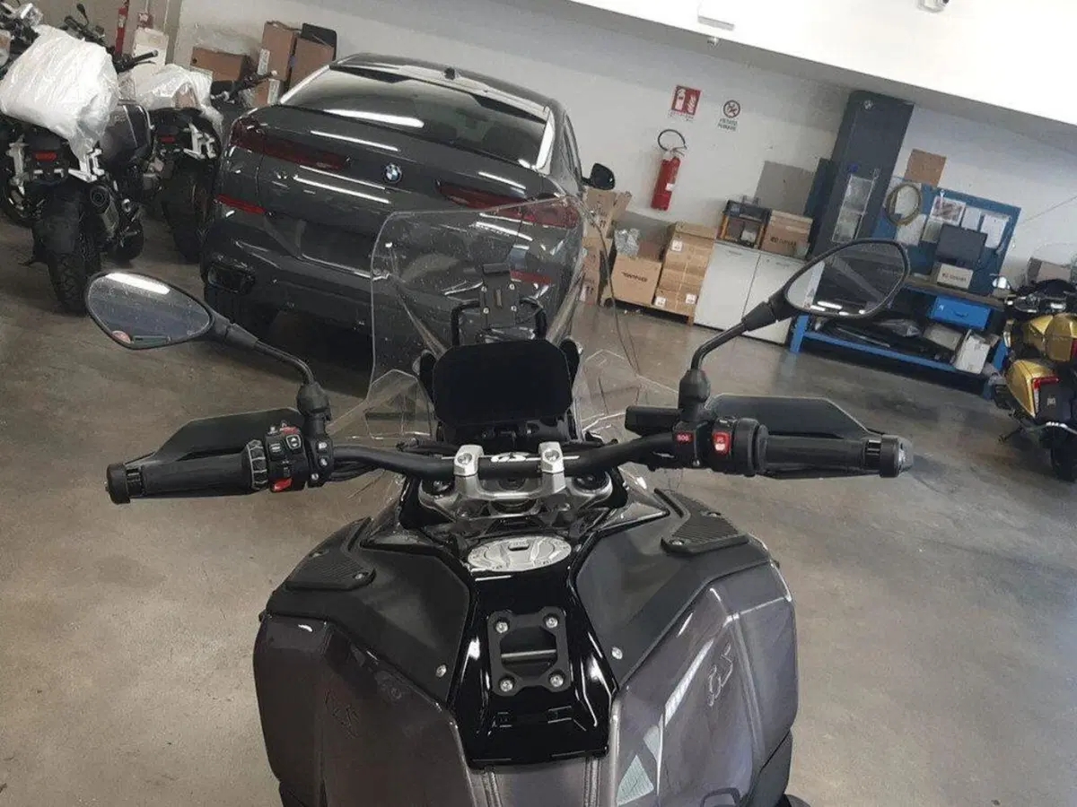 Bmw R 1300 GS Adventure ASA (2025 - 26) (7)