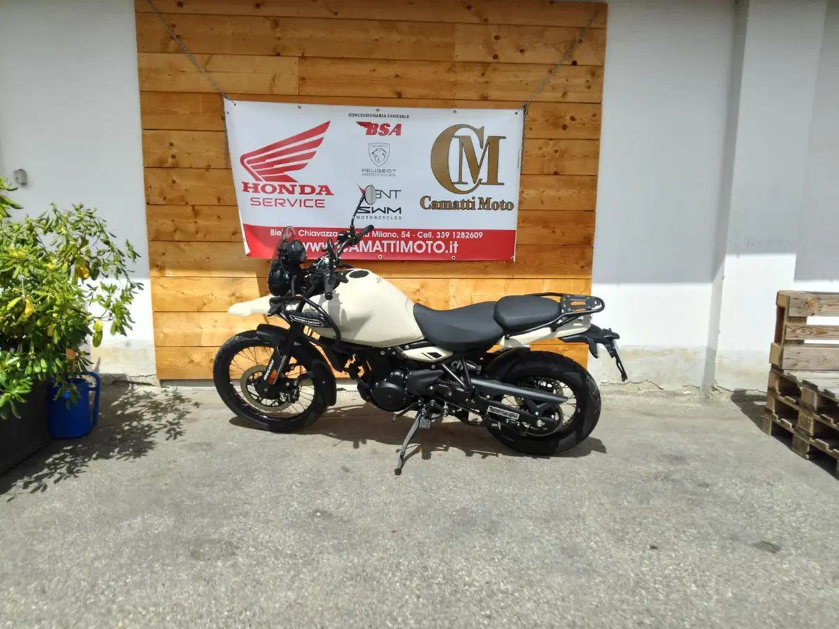 Royal Enfield Himalayan 450 (2024 - 26) (2)