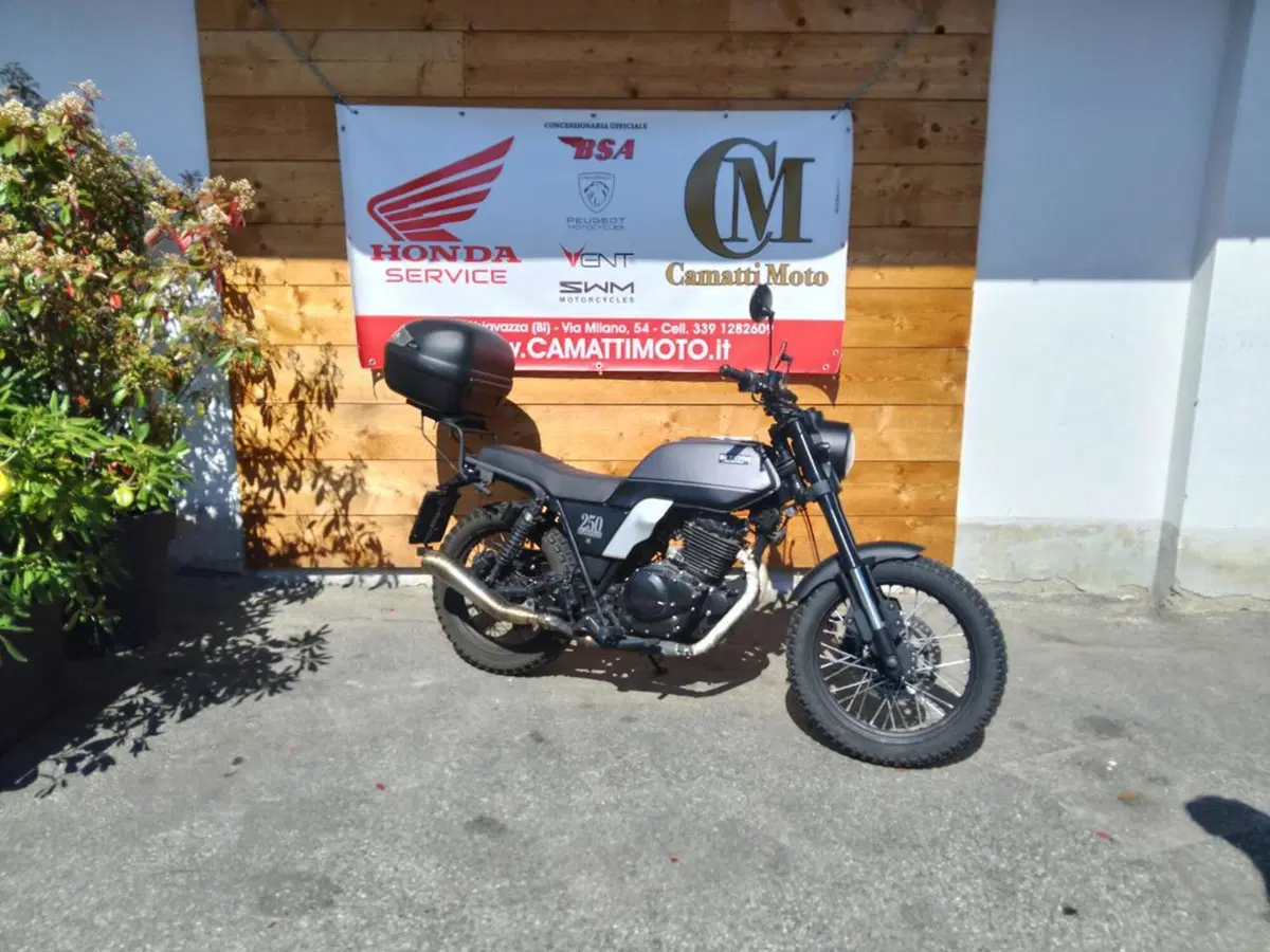 Brixton Motorcycles Cromwell 250 (2021 - 25) (7)
