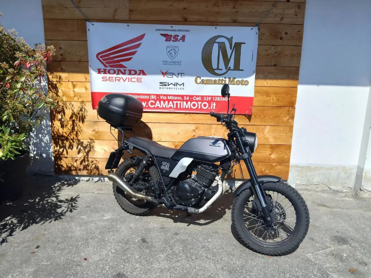 Brixton Motorcycles Cromwell 250 (2021 - 25) (8)