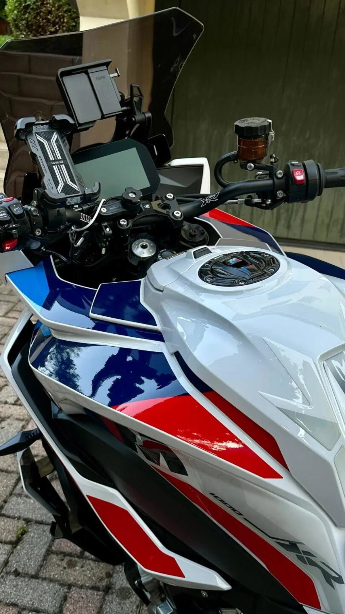 Bmw M 1000 XR (2024 - 27) (4)
