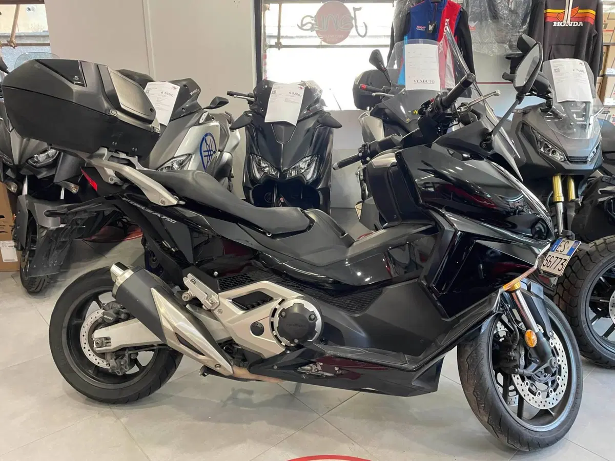 Honda Forza 750 DCT (2021 - 24) (6)
