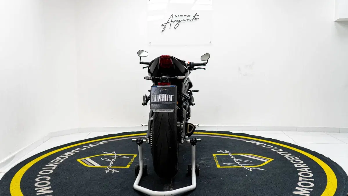Triumph Street Triple 765 RS (2023 - 26) (5)