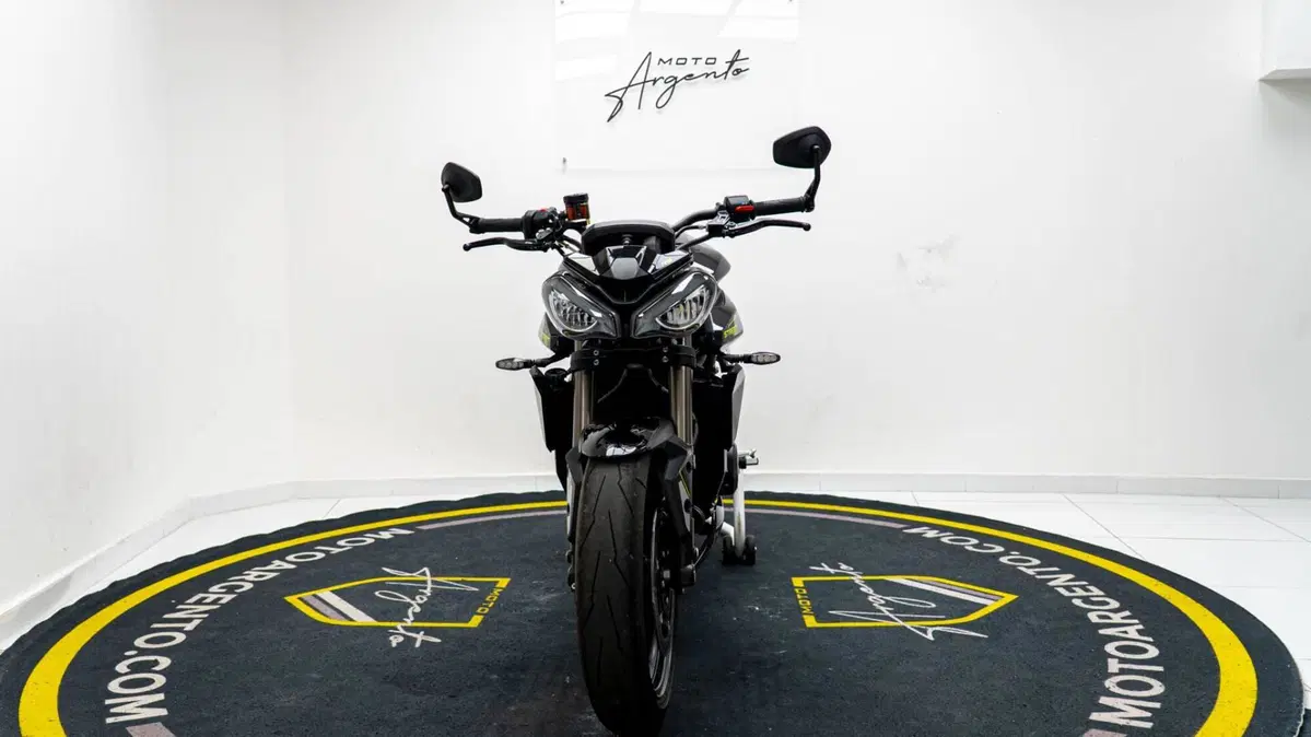 Triumph Street Triple 765 RS (2023 - 26) (9)