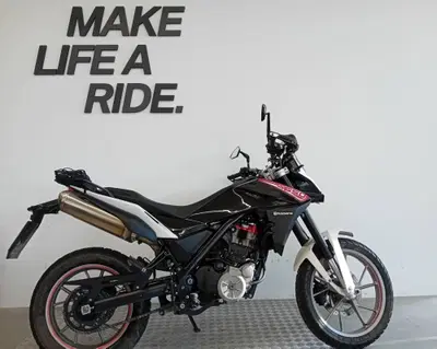Husqvarna TR 650 Strada ABS (2012 - 13) usata