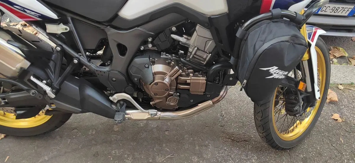 Honda Africa Twin CRF 1000L DCT ABS (2016 - 17) (5)