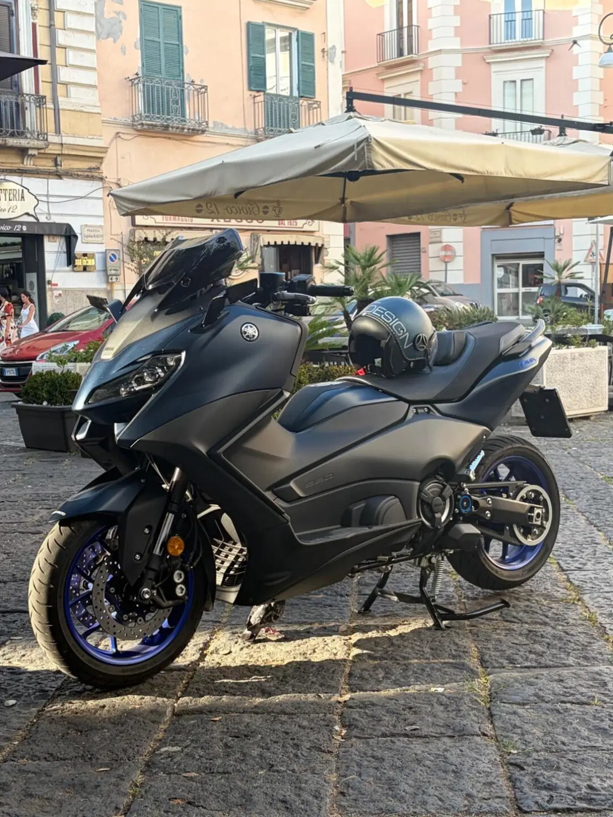 Yamaha T-Max 560 (2022 - 24)