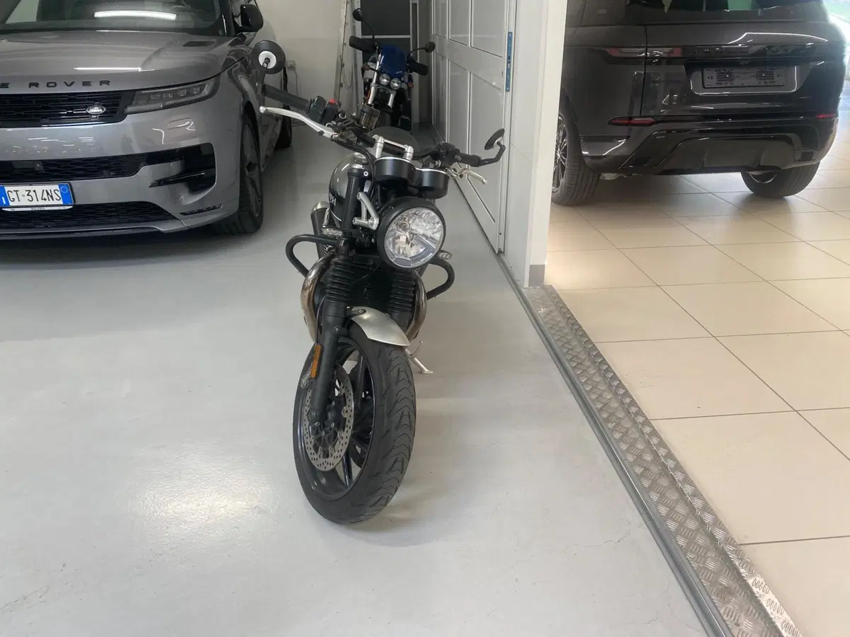 Triumph Speed Twin 1200 (2019 - 20) (2)