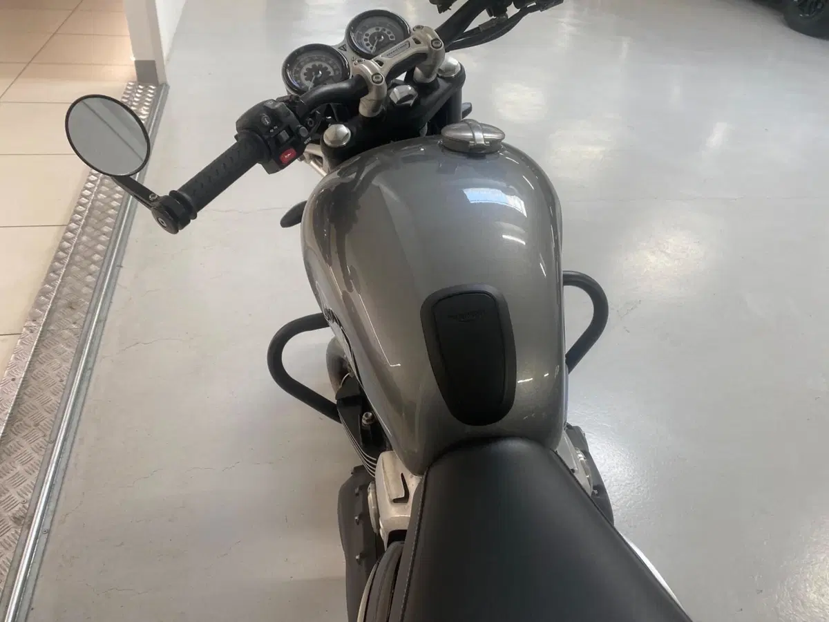 Triumph Speed Twin 1200 (2019 - 20) (4)